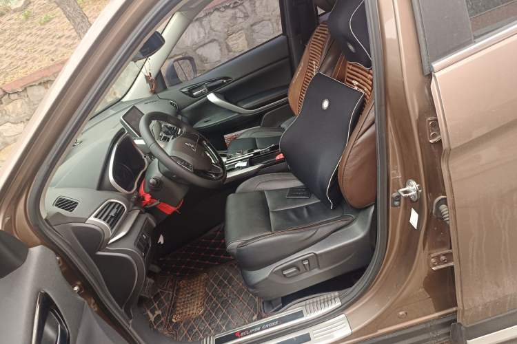 Used Mitsubishi Eclipse Cross 2019 1.5T CVT Two-Wheel Drive Dream Edition China VI Standard