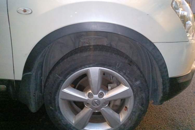 Used Nissan Qashqai 2015 2.0 XL Coolfire CVT 2WD Right Front Wheel Hub
