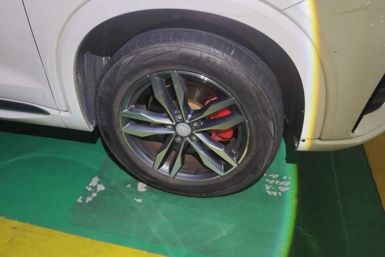 Used Geely Auto Monjaro 2019 Facelift 350T YAOXINGZHE Right Front Wheel Hub