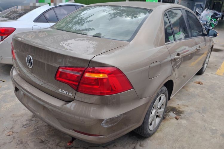 Used Volkswagen Bora 2013 1.6L Manual Comfort Model
