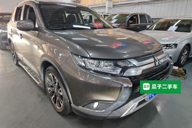 Used Mitsubishi Outlander 2020 2.0L Two-Wheel Drive Enjoyment Version 5 Seats