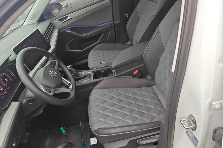 Used Volkswagen Sagitar 2025 Revised Version Three 300TSI DSG Excellence Edition Left Front Seat