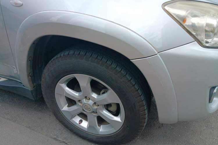 Used Toyota RAV4 2011 2.4L Automatic 4x4 Supreme Edition