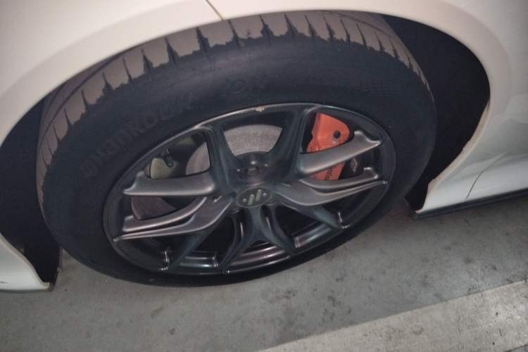 Used IM L6 2024 Max Standard Edition Left Front Wheel Hub