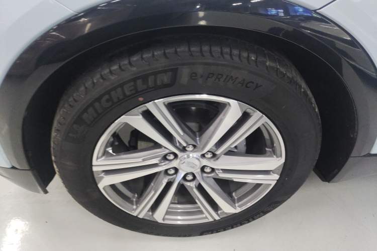 Used Cadillac LYRIQ 2022 Rear-Drive Long-Range Luxury Edition
