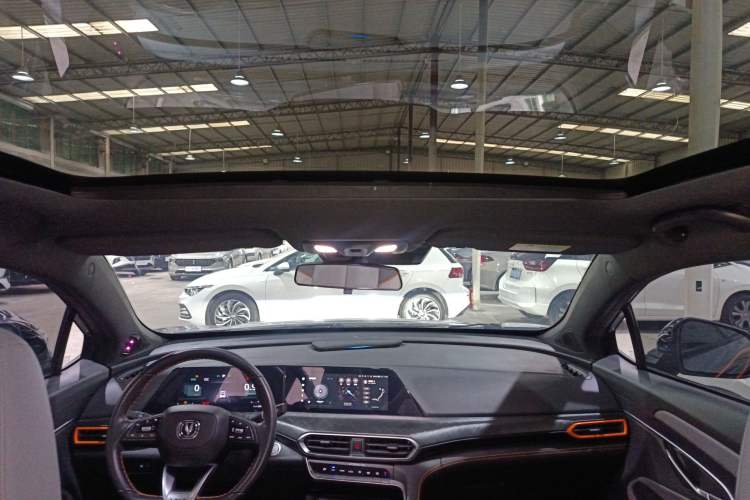 Used CHANGAN UNI-T 2022 1.5T Prestige Version