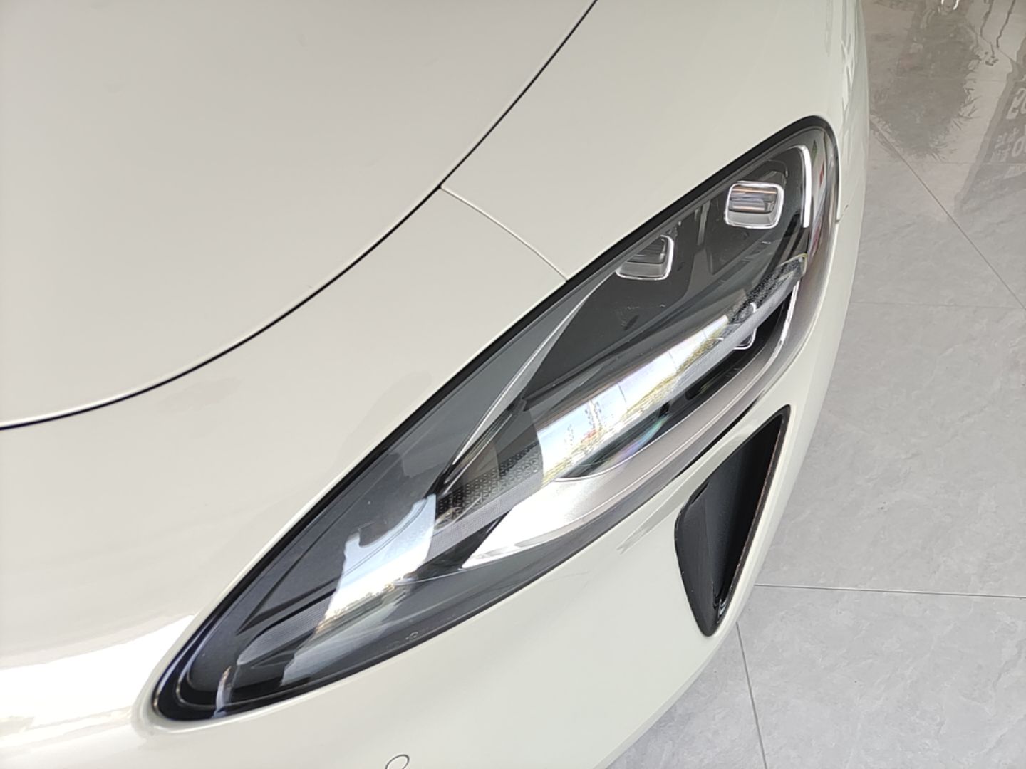 Xiaomi Auto SU7 2024 Rear-Drive Ultra-Long Range Advanced Pro-Level Intelligent Driving Version — снимка 8