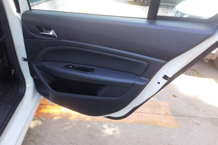 Used Dongfeng Fukang ES600 2022 Comfort Edition