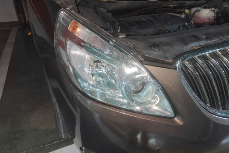 Used Buick GL8 2015 2.4L Luxury Business Premium Edition
