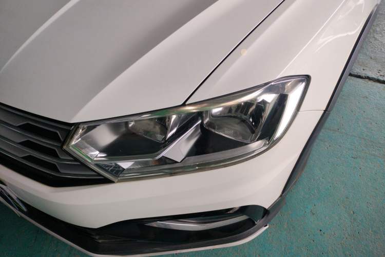 Used Volkswagen C-TREK 2017 230TSI DSG Comfort Version
