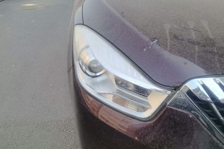 Used Haima V70 2016 2.0L Manual - Comfort Edition 6 Seats
