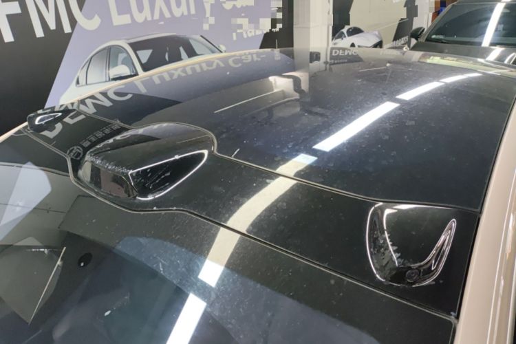 Used Nio ET5 2024 75 kWh Roof