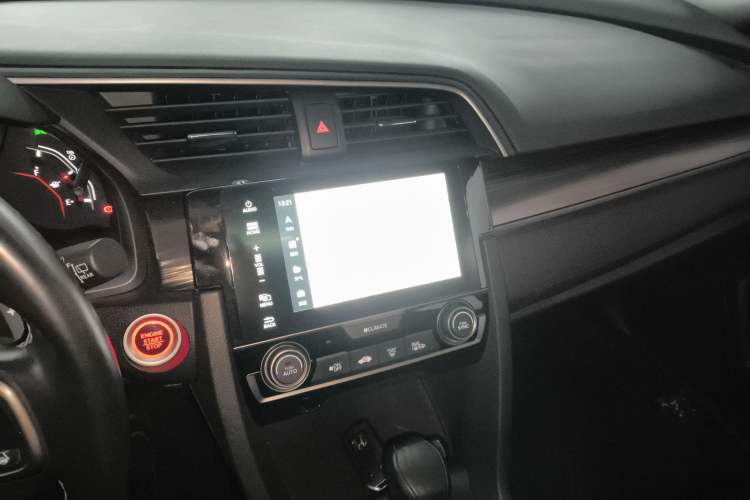 Used Honda Civic 2021 HATCHBACK 220TURBO CVT Dynamic Control
