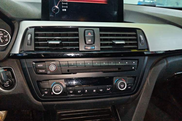 Used BMW 4 Series 2016 420i Convertible Fashion Model
