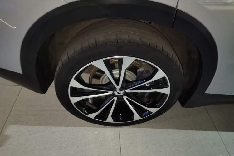 Used Nio ES8 2023 75 kWh Executive Edition
