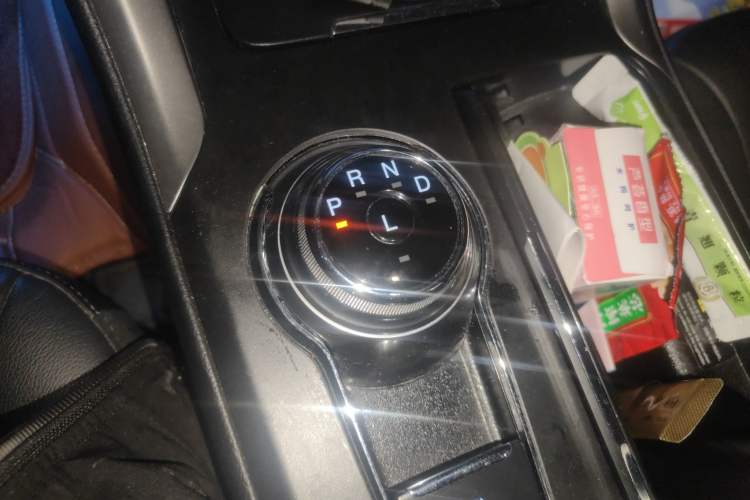 Used Ford Mondeo New Energy 2018 2.0 PHEV ZhiShang Trim
