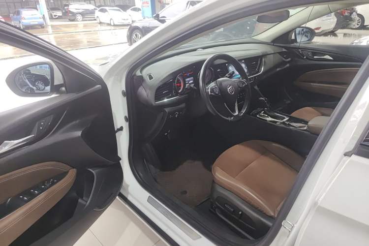 Used Buick Regal 2019 20T Luxury Model China VI Standard