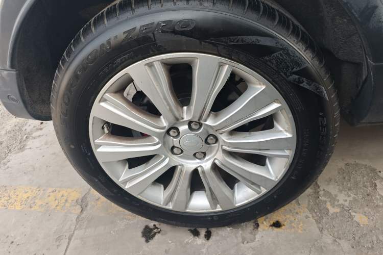 Used Land Rover Range Rover Evoque 2018 240 PS SE Smart Brilliance Edition
