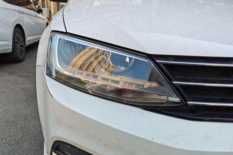 Used Volkswagen Sagitar 2018 180TSI DSG Prestige Edition
