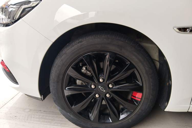 Used Chevrolet Monza 2020 Light Hybrid Redline 320T Dual-Clutch Joyful Edition
