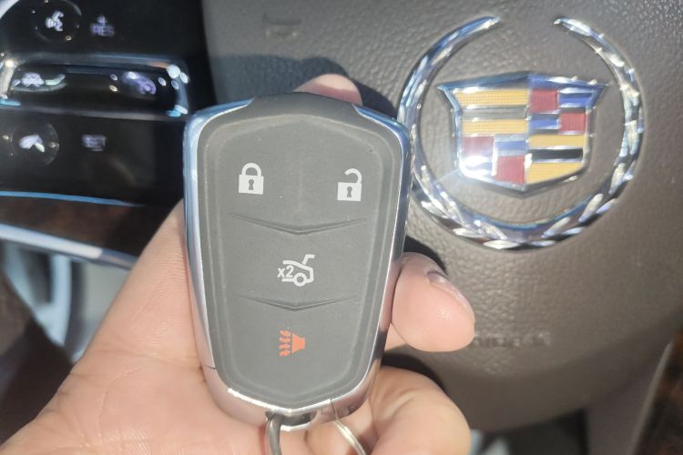 Used Cadillac XTS 2015 28T Comfort Model
