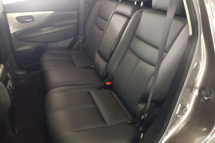 Used Nissan Murano 2019 2.5L XE Two-Wheel Drive Elite Version China VI Standard
