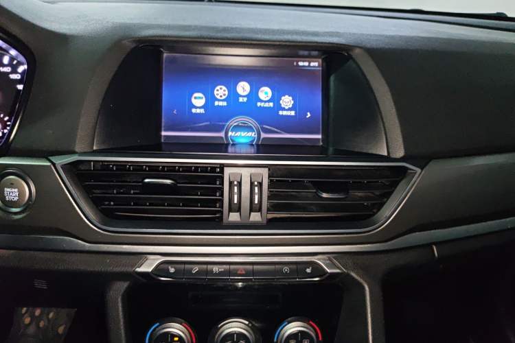 Used Haval H6 2018 Sport Edition 1.5T Automatic Two-Wheel Drive Elite Model China V Standard Audio And AC Panel