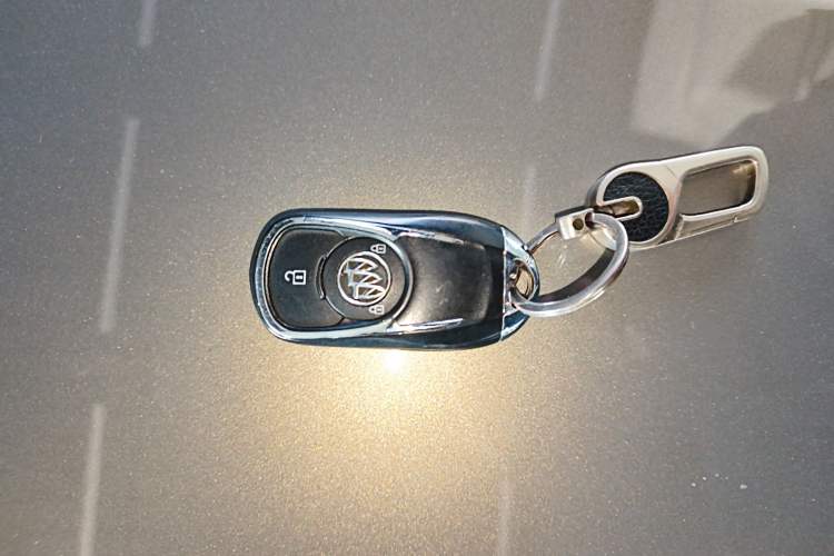 Used Buick GL6 2019 18T 6-Seater Connected Luxury Version China VI Standard