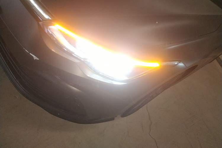 Used Volkswagen Golf 2023 Facelift 280TSI DSG R-Line Lite
