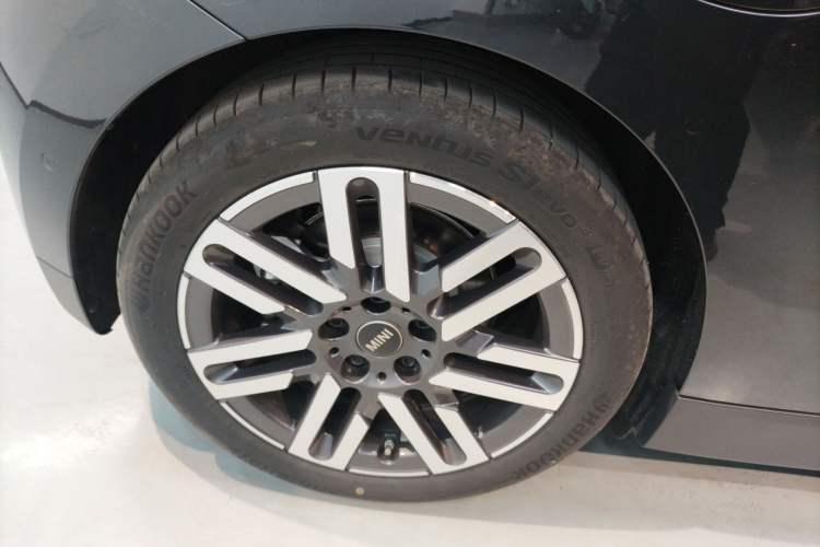 Used MINI Electric MINI COOPER 2025 456km COOPER E Classic Style