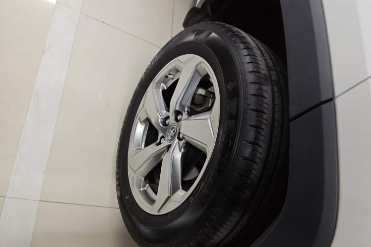 Used Toyota RAV4 2021 2.0L CVT Two-Wheel Drive Fashion PLUS Edition
