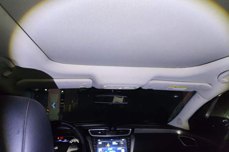 Used Nissan Murano 2019 2.5L XL Two-Wheel Drive SmartConnect Luxury Edition China V Standard Headliner