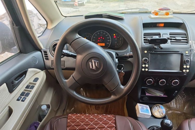 Used Suzuki SX4 S-Cross 2012 1.6L Manual - Practical Upgraded Version
