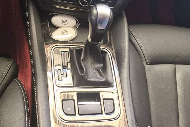 Used BYD Song MAX 2017 1.5T Automatic Smart Connect Elite 7-Seater