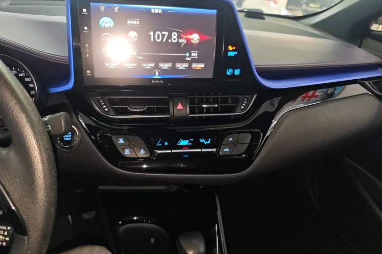 Used Toyota IZOA 2020 2.0L Enjoy Edition