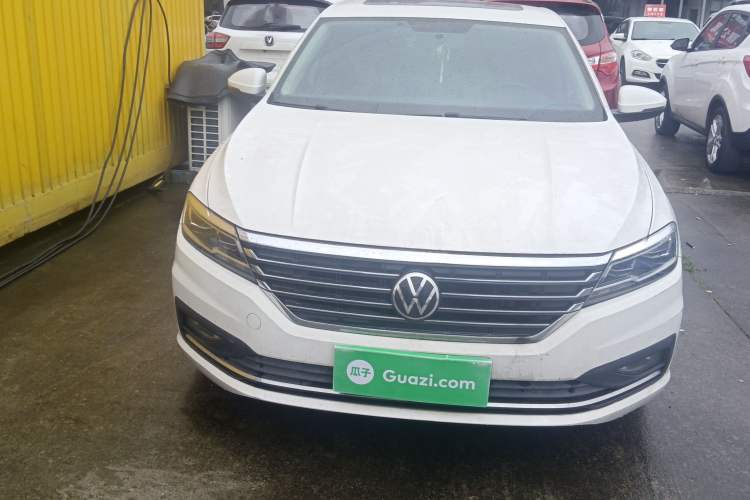 Used Volkswagen Lavida 2021 1.5L Automatic Comfort Edition Front