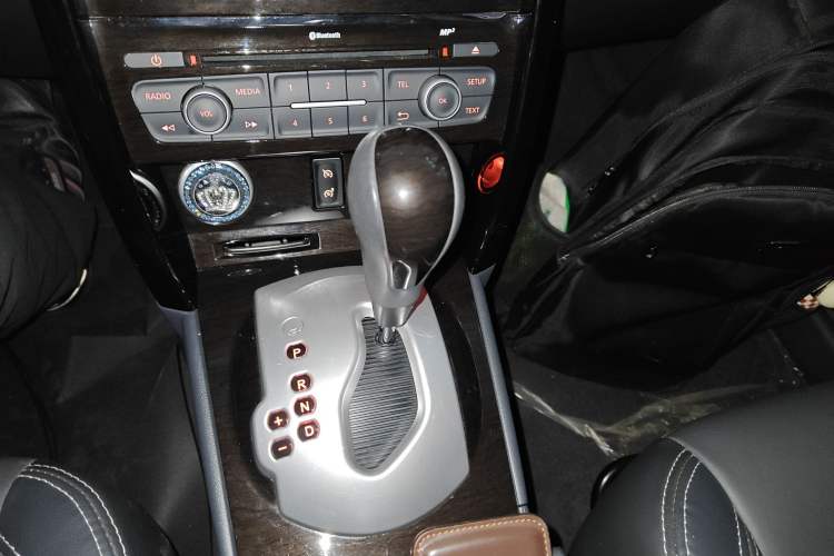 Used Renault Koleos 2014 2.5L Two-Wheel Drive Comfort Edition
