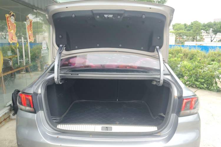 Used Peugeot 308 2016 350THP Automatic Prestige Edition Trunk