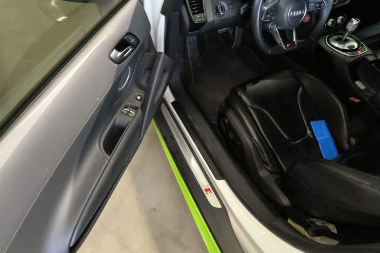 Used Audi R8 2014 5.2 FSI quattro