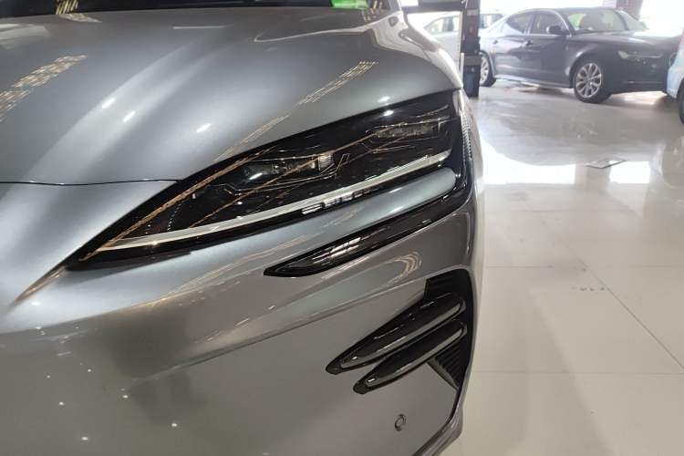 Used BYD Song PLUS New Energy 2023 Champion Edition EV 605KM Flagship PLUS