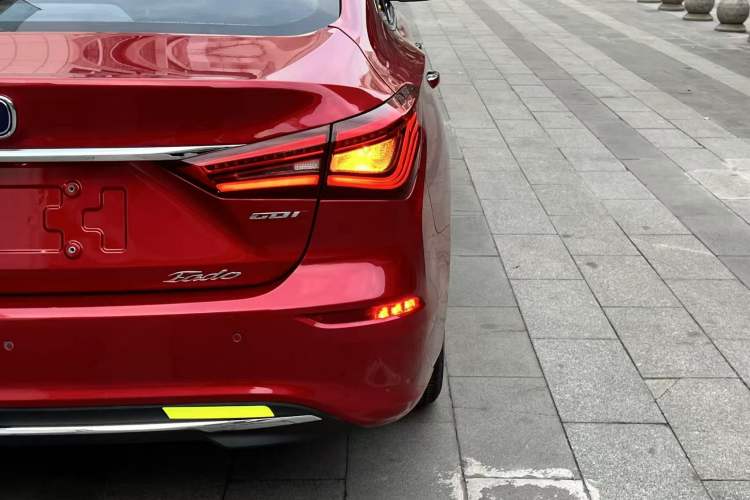 Used Changan Eado 2018 High-Energy Edition 1.6L GDI Manual Pioneer Model China V Standard