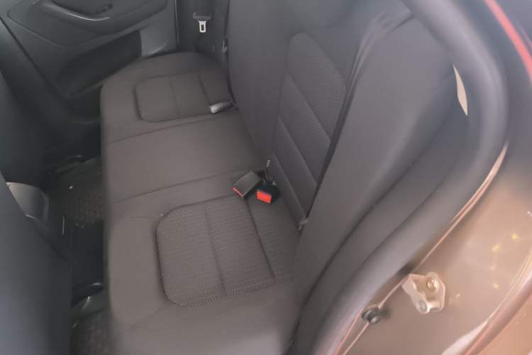 Used Volkswagen Bora 2015 Qihui Edition 1.6L Automatic Fashion Model Left Rear Seat