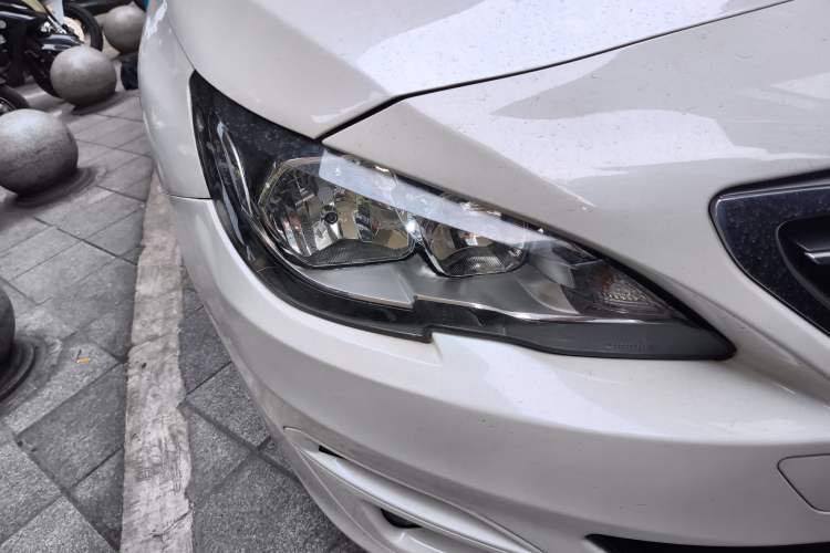 Used Peugeot 408 2014 1.8L Automatic Luxury Edition