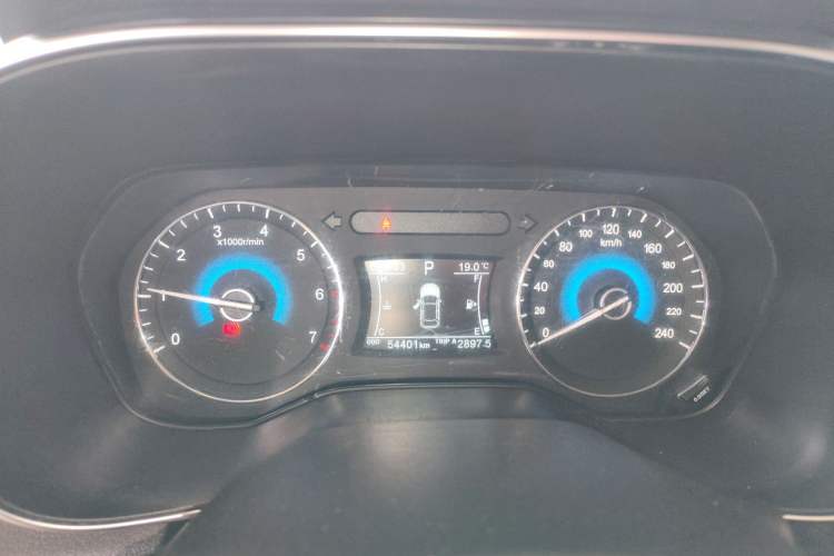 Used Dongfeng Fengon 580 2018 1.5T CVT Luxury Model