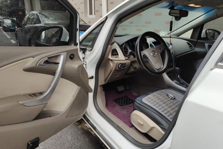 Used Buick GT 2013 GT 1.6L Automatic Fashion Edition
