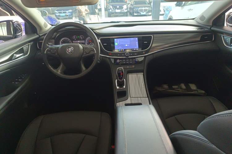 Used Buick LaCrosse 2022 652T Luxury Version
