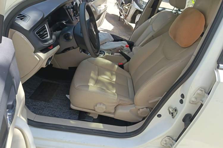 Used Roewe 360 2015 1.5L Automatic Luxury Edition