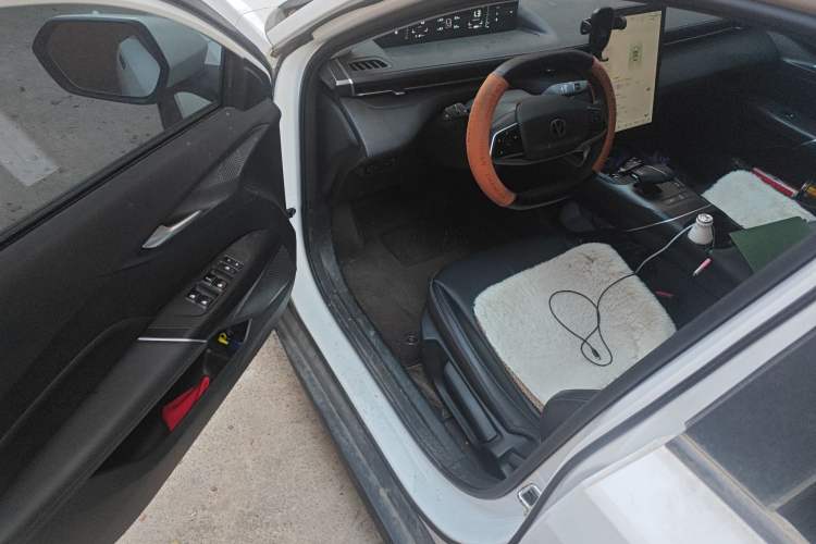 Used Changan Eado DD 2023 Blue Whale NE 1.5T GDI DCT Enjoy Edition