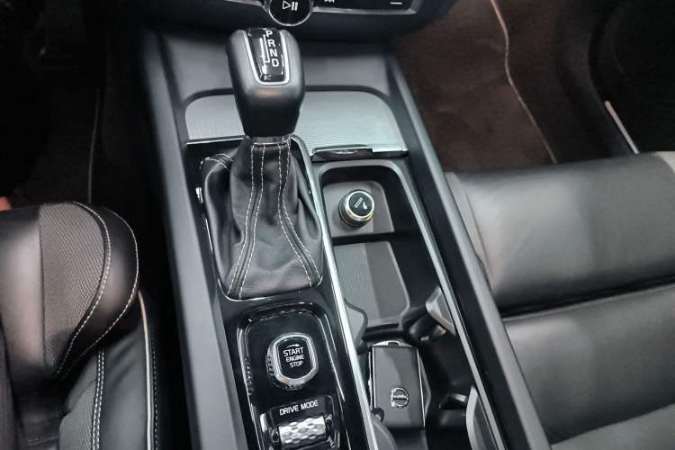 Used Volvo V60 2020 T5 Zhiyuan Sport Edition
