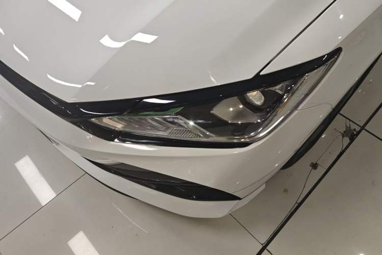 Used BYD e2 2023 Comfort Model Left Front Headlight